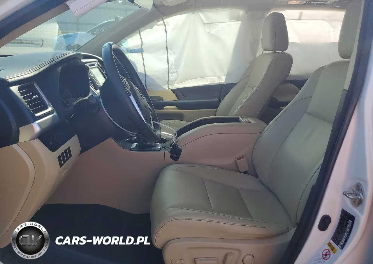2018 Toyota Highlander Xle VIN:5TDJZRFH4JS845296 - 7