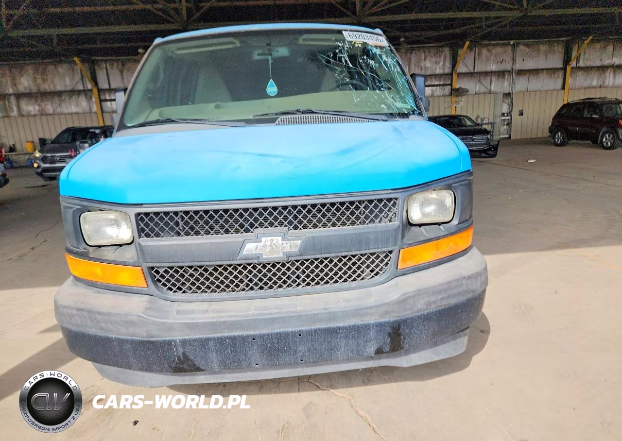 2017 Chevrolet Express G3500 VIN:1GCZGHFGXH1136017 - 5