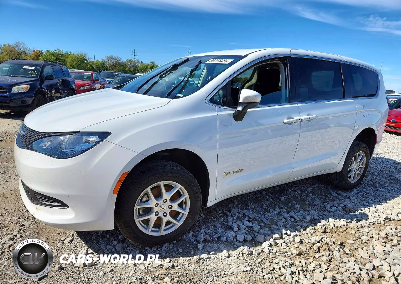 2023 Chrysler Voyager Lx VIN:2C4RC1CG4PR591737 - 1