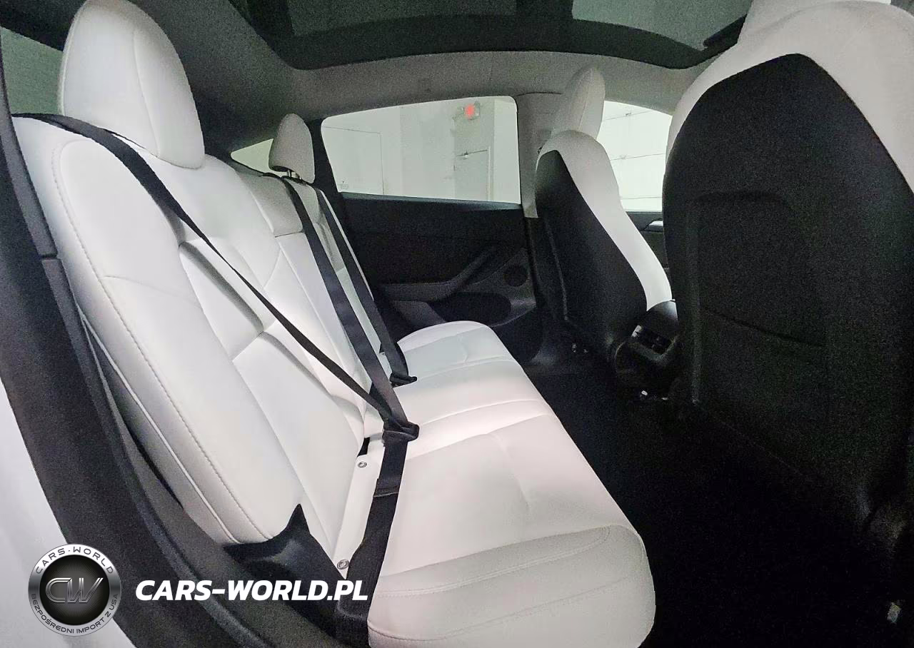 2022 Tesla Model Y VIN:7SAYGDEF6NF539141 - 11