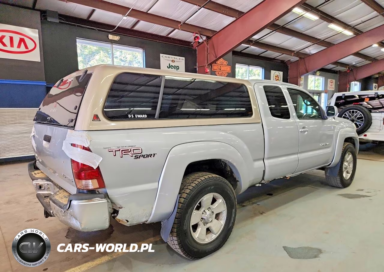 2006 Toyota Tacoma V6 VIN:5TEUU42N36Z150957 - 3