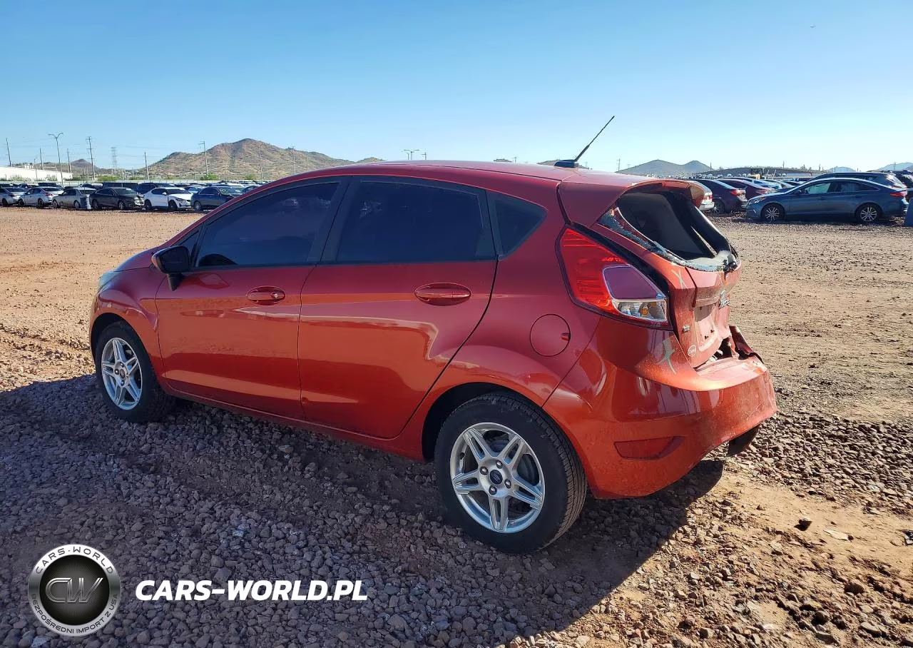 2019 Ford Fiesta Se VIN:3FADP4EJXKM135725 - 2