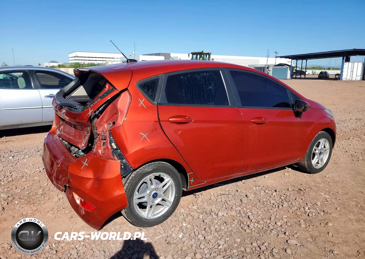 2019 Ford Fiesta Se VIN:3FADP4EJXKM135725 - 3