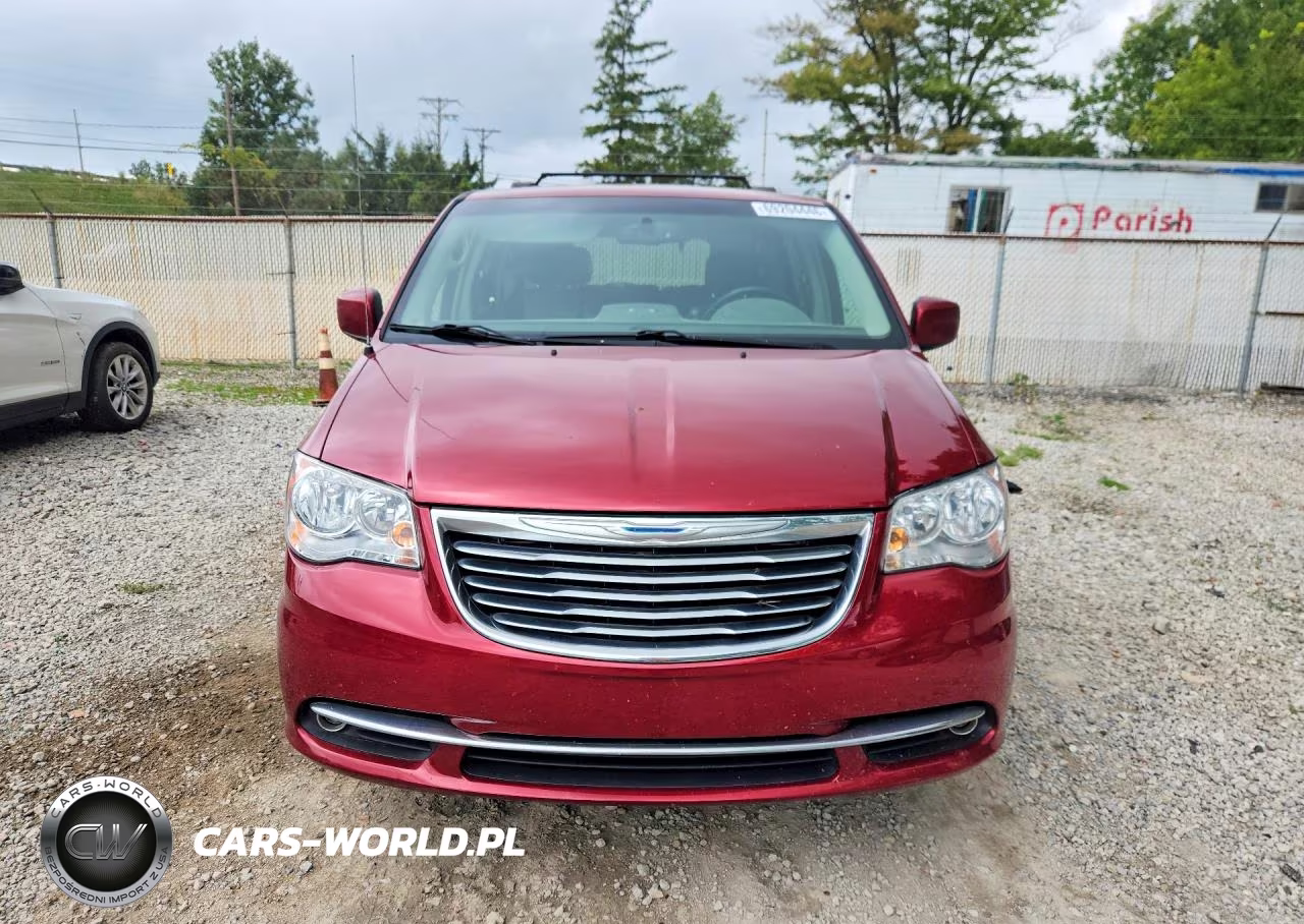 2016 Chrysler Town & Country Touring VIN:2C4RC1BG8GR137993 - 5