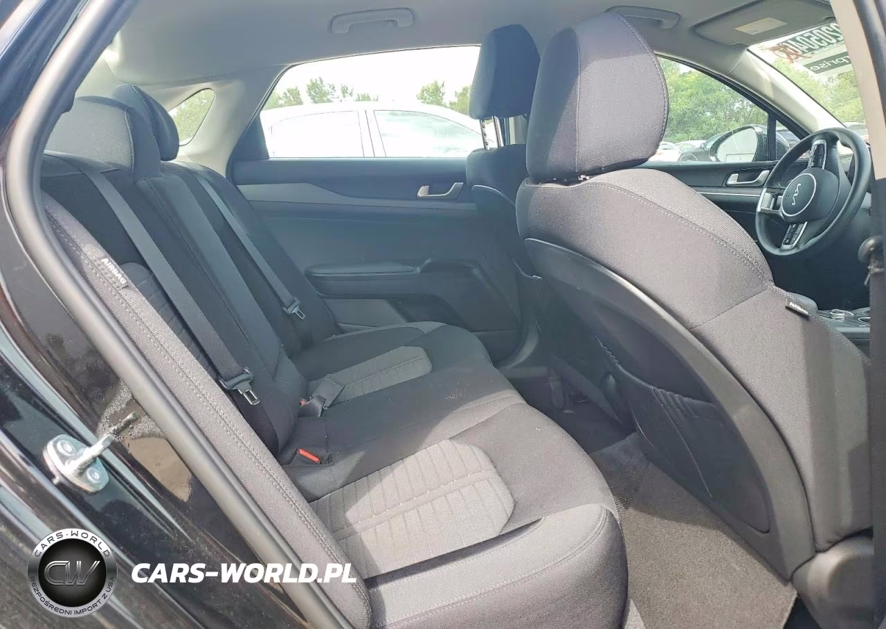 2026 Kia K5 Lxs VIN:KNAG24J75T5428405 - 10
