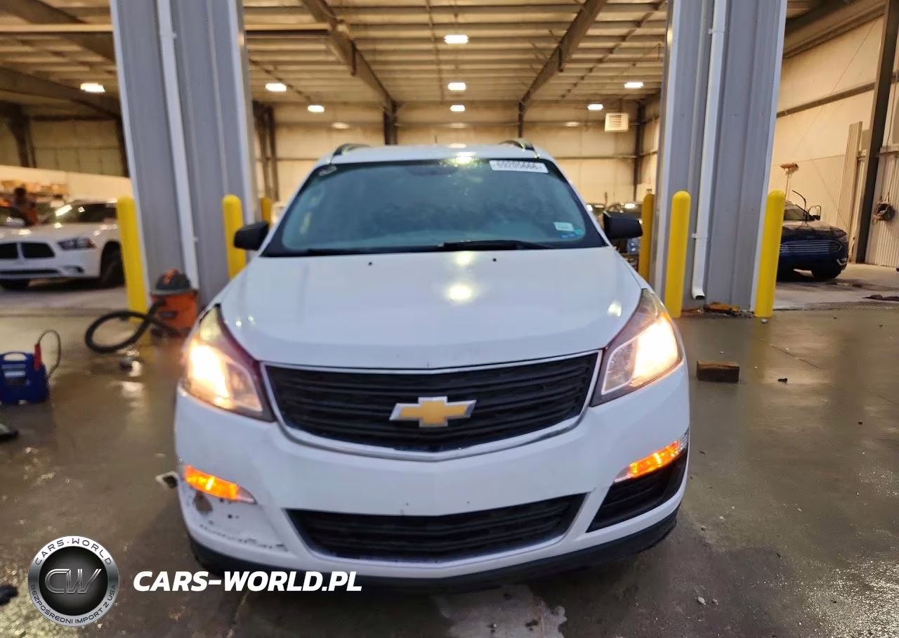 2017 Chevrolet Traverse Ls VIN:1GNKRFED7HJ340899 - 5