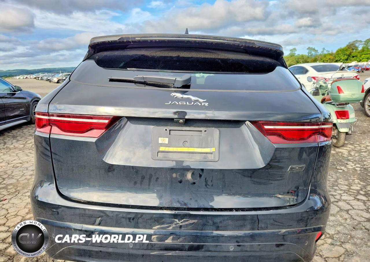 2026 Jaguar F-Pace R-Dynamic S VIN:SADCT2EX5TA757579 - 6