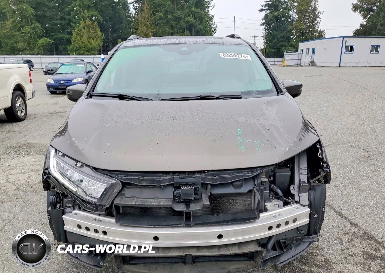 2023 Honda Odyssey Touring VIN:5FNRL6H87PB011827 - 5