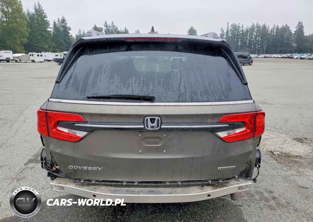 2023 Honda Odyssey Touring VIN:5FNRL6H87PB011827 - 6