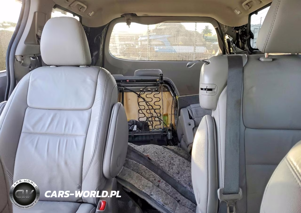 2018 Toyota Sienna Xle Premium 8-Passenger VIN:5TDYZ3DC2JS911945 - 10