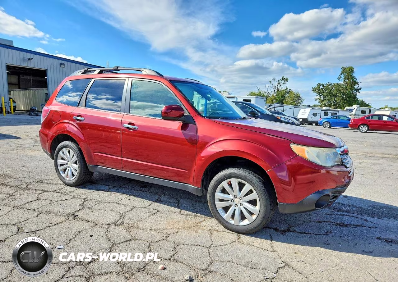 2012 Subaru Forester 2.5X Premium VIN:JF2SHADC3CH414649 - 4