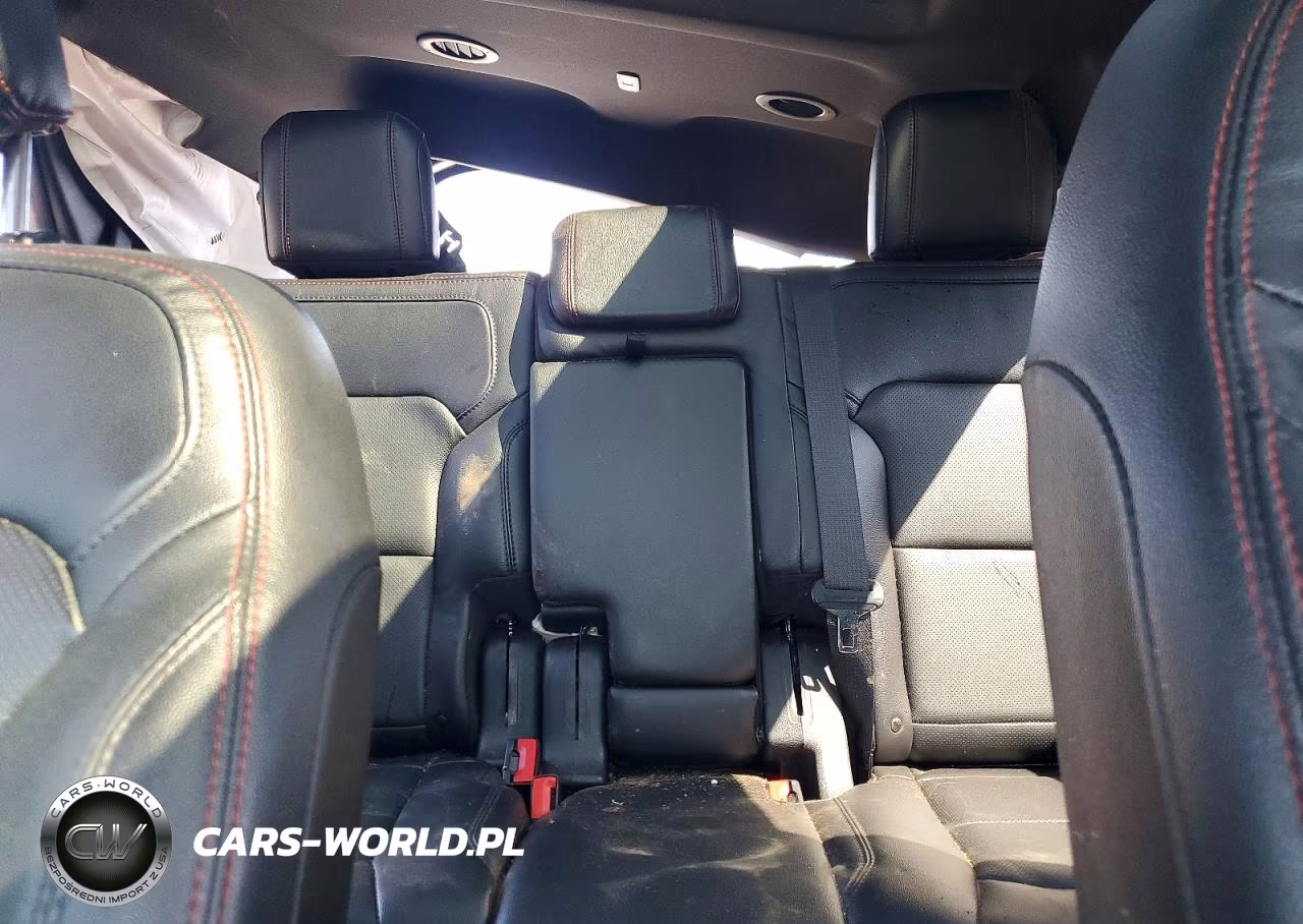 2019 Ford Explorer Sport VIN:1FM5K8GT5KGA67424 - 10