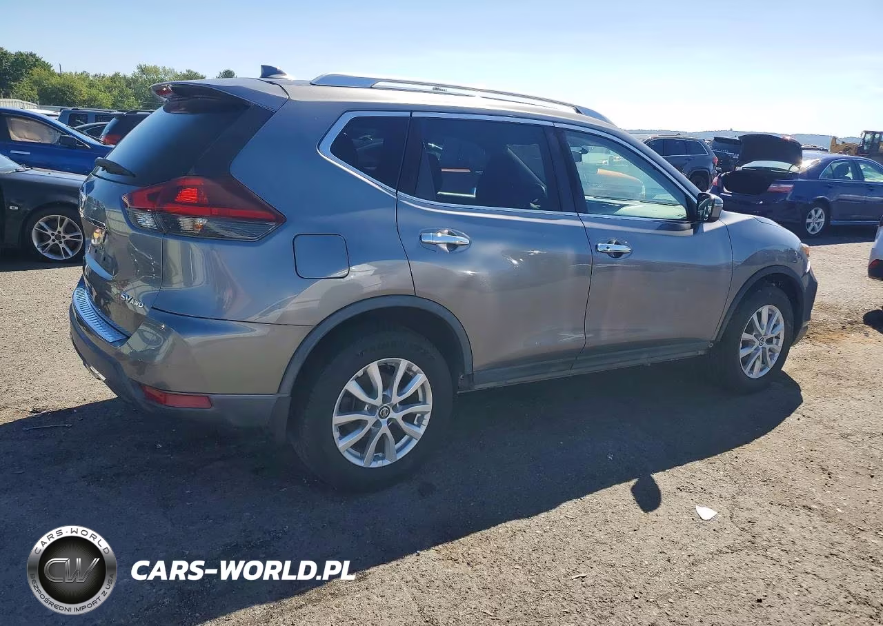 2018 Nissan Rogue Sv VIN:KNMAT2MV2JP607359 - 3