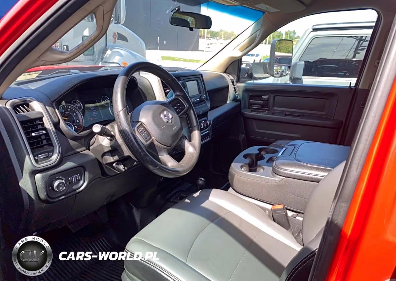 2020 Ram 3500 VIN:3C7WRTCL0LG106166 - 9