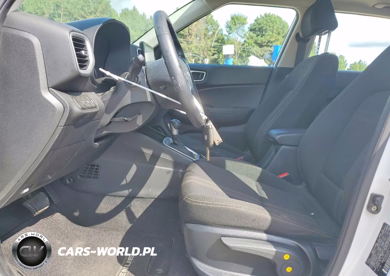 2022 Hyundai Venue Sel VIN:KMHRC8A32NU207894 - 7