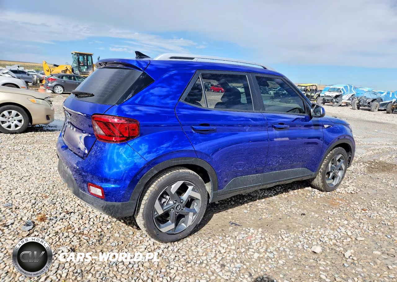 2022 Hyundai Venue Sel VIN:KMHRC8A30NU133584 - 3
