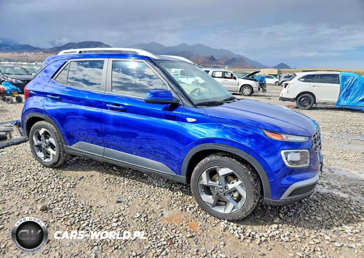 2022 Hyundai Venue Sel VIN:KMHRC8A30NU133584 - 4