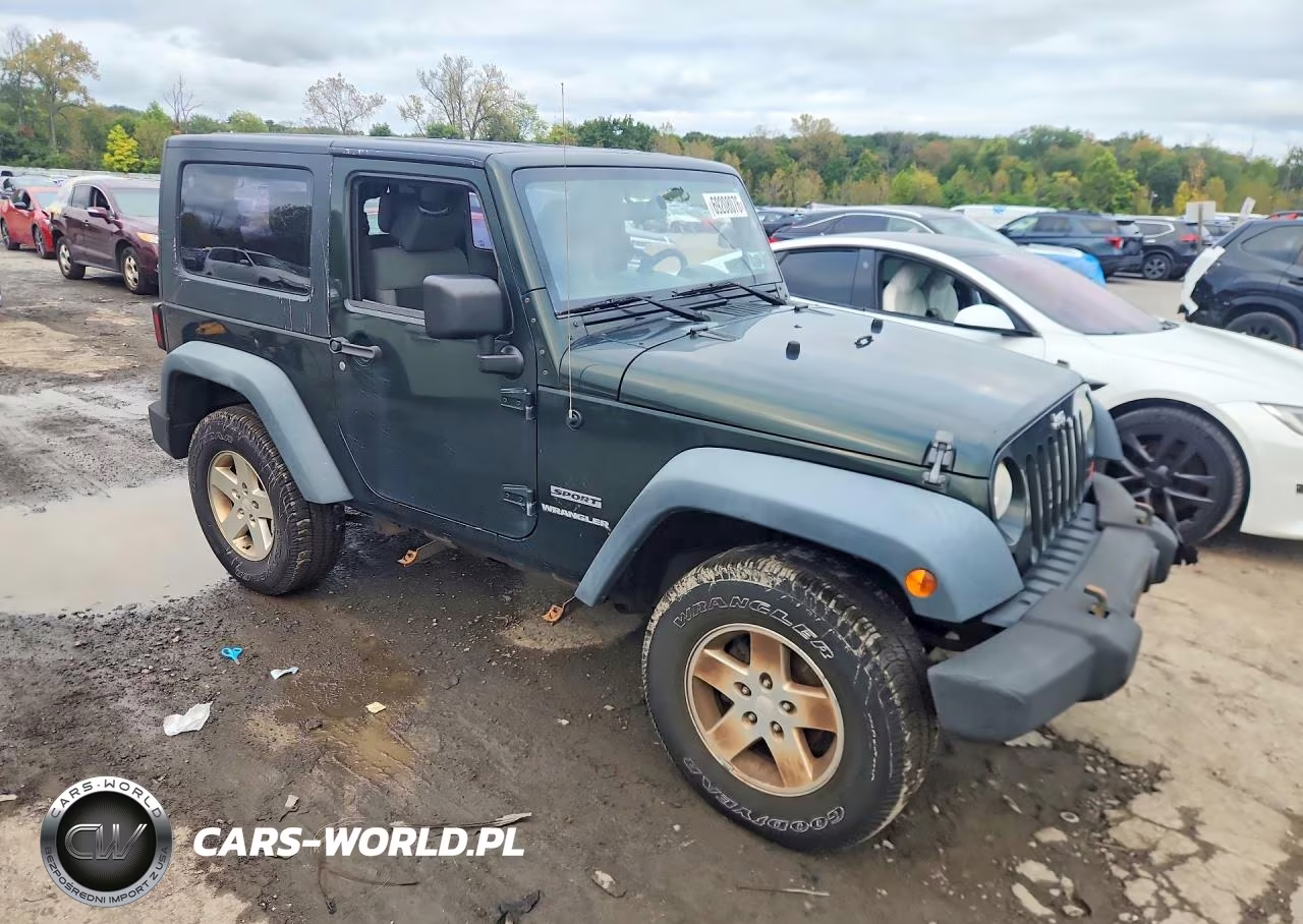 2010 Jeep Wrangler Sport VIN:1J4AA2D11AL170877 - 4
