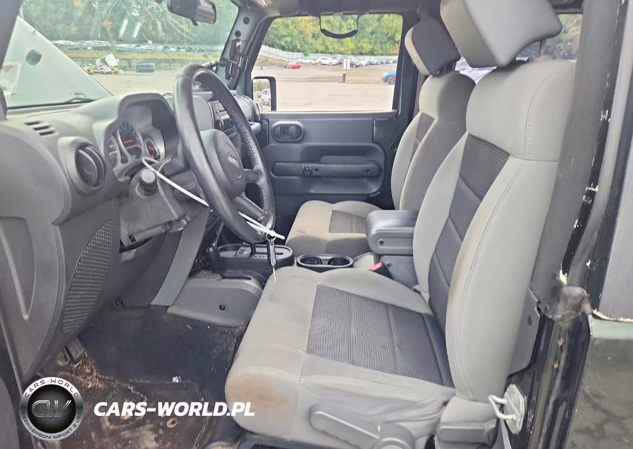 2010 Jeep Wrangler Sport VIN:1J4AA2D11AL170877 - 7