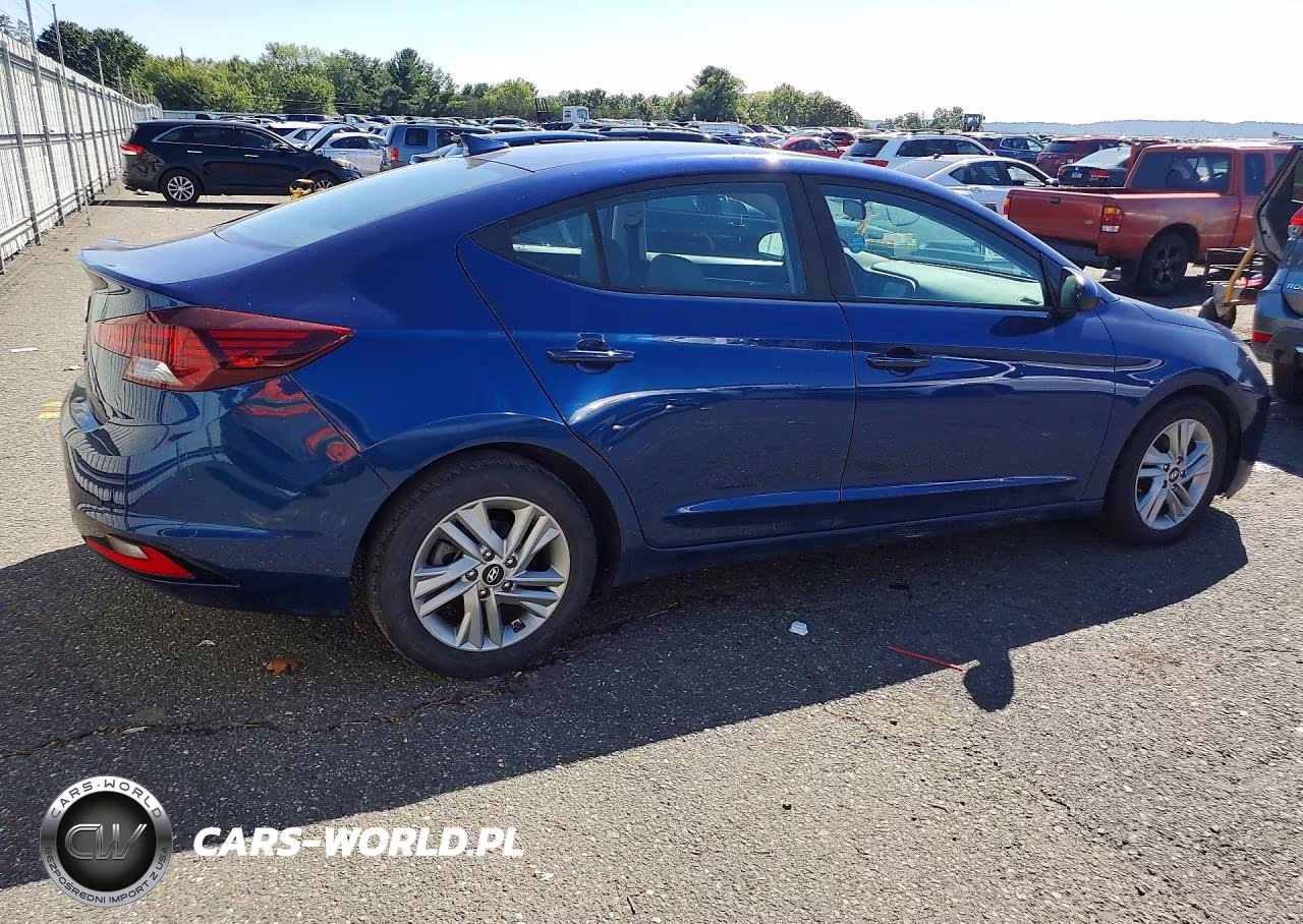 2020 Hyundai Elantra Sel VIN:5NPD84LF6LH537061 - 3