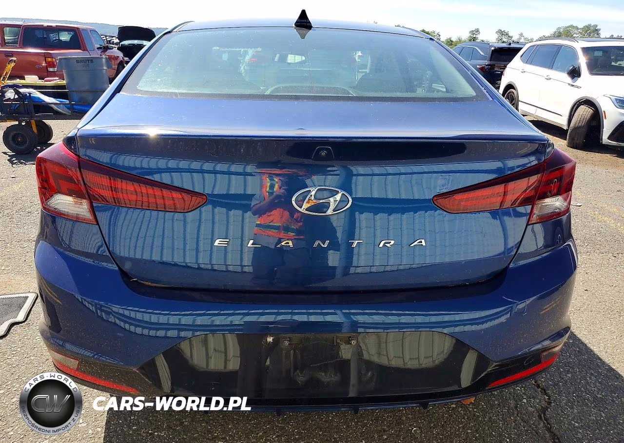 2020 Hyundai Elantra Sel VIN:5NPD84LF6LH537061 - 6