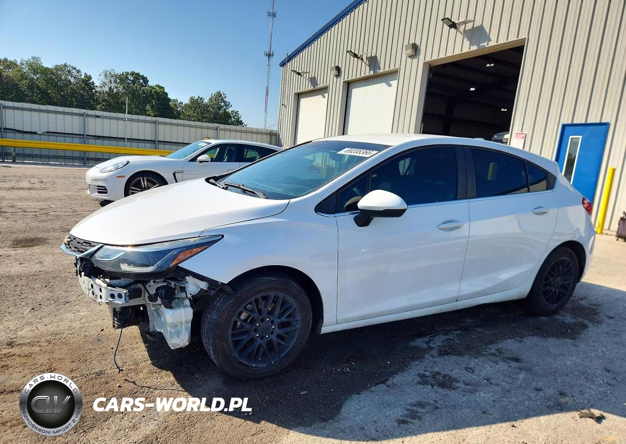 2017 Chevrolet Cruze Lt – zdjęcie 1 z 13