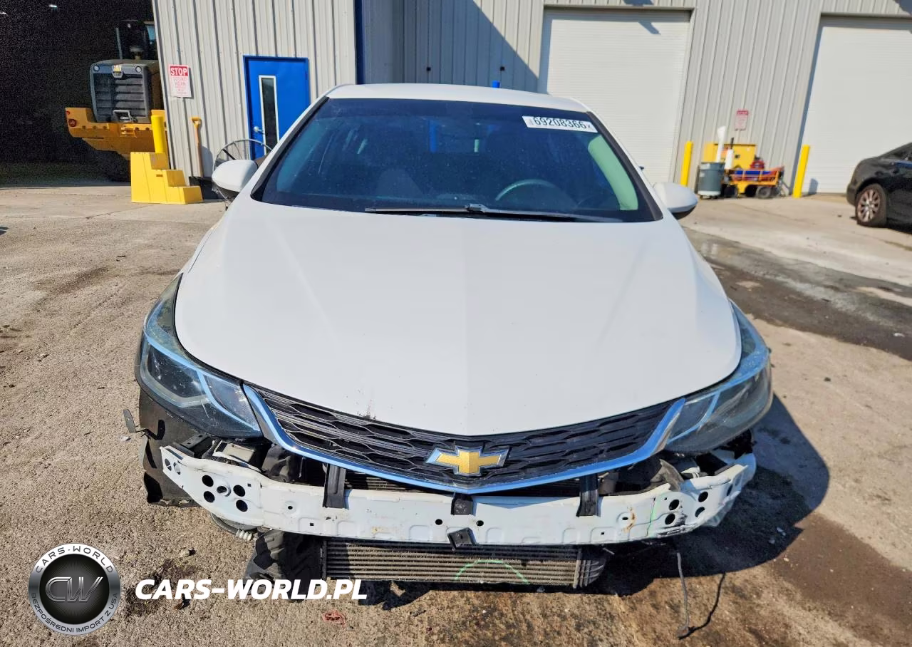 2017 Chevrolet Cruze Lt VIN:3G1BE6SM5HS611104 - 5