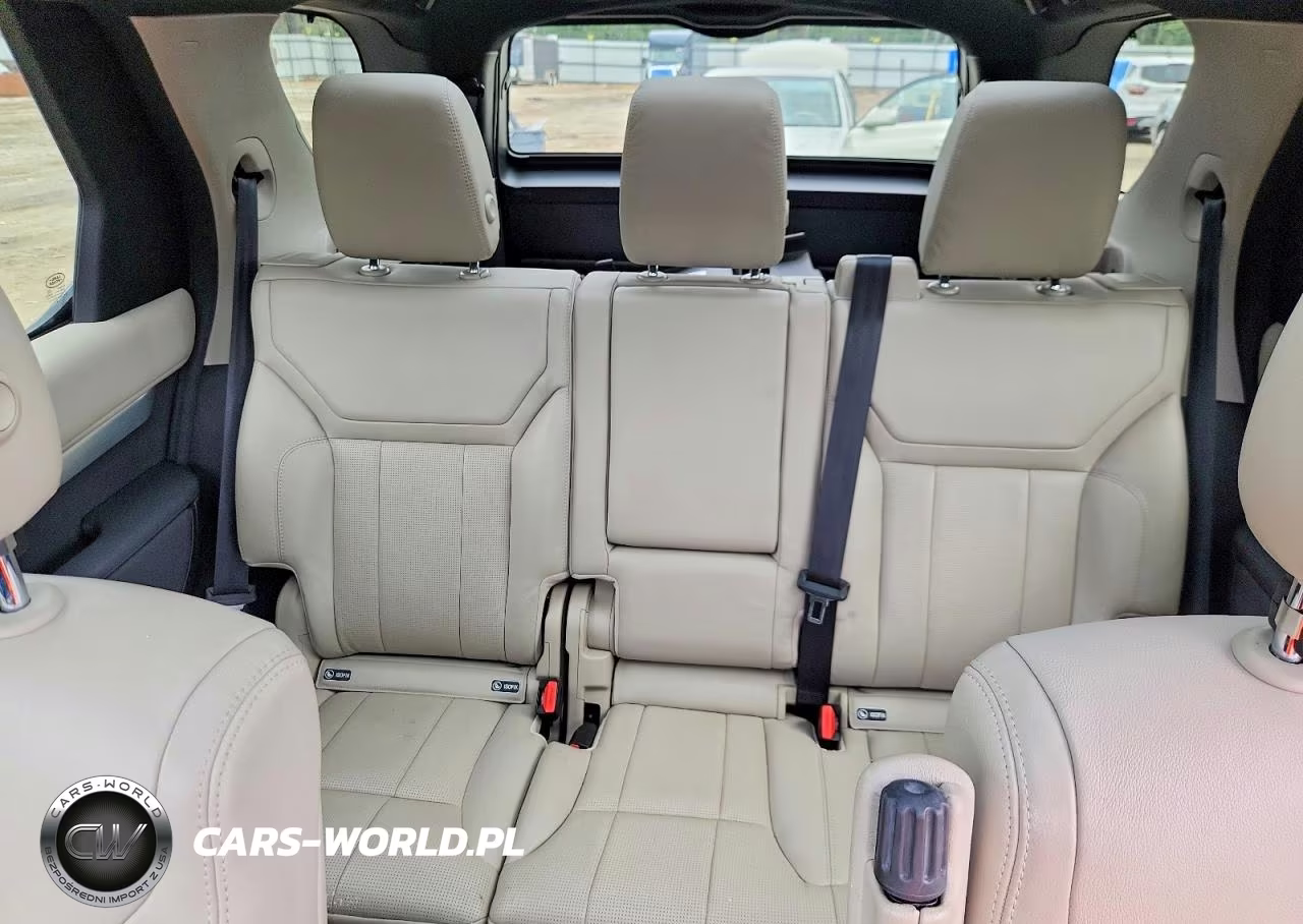 2020 Land Rover Discovery Landmark VIN:SALRU2RV2L2425310 - 10