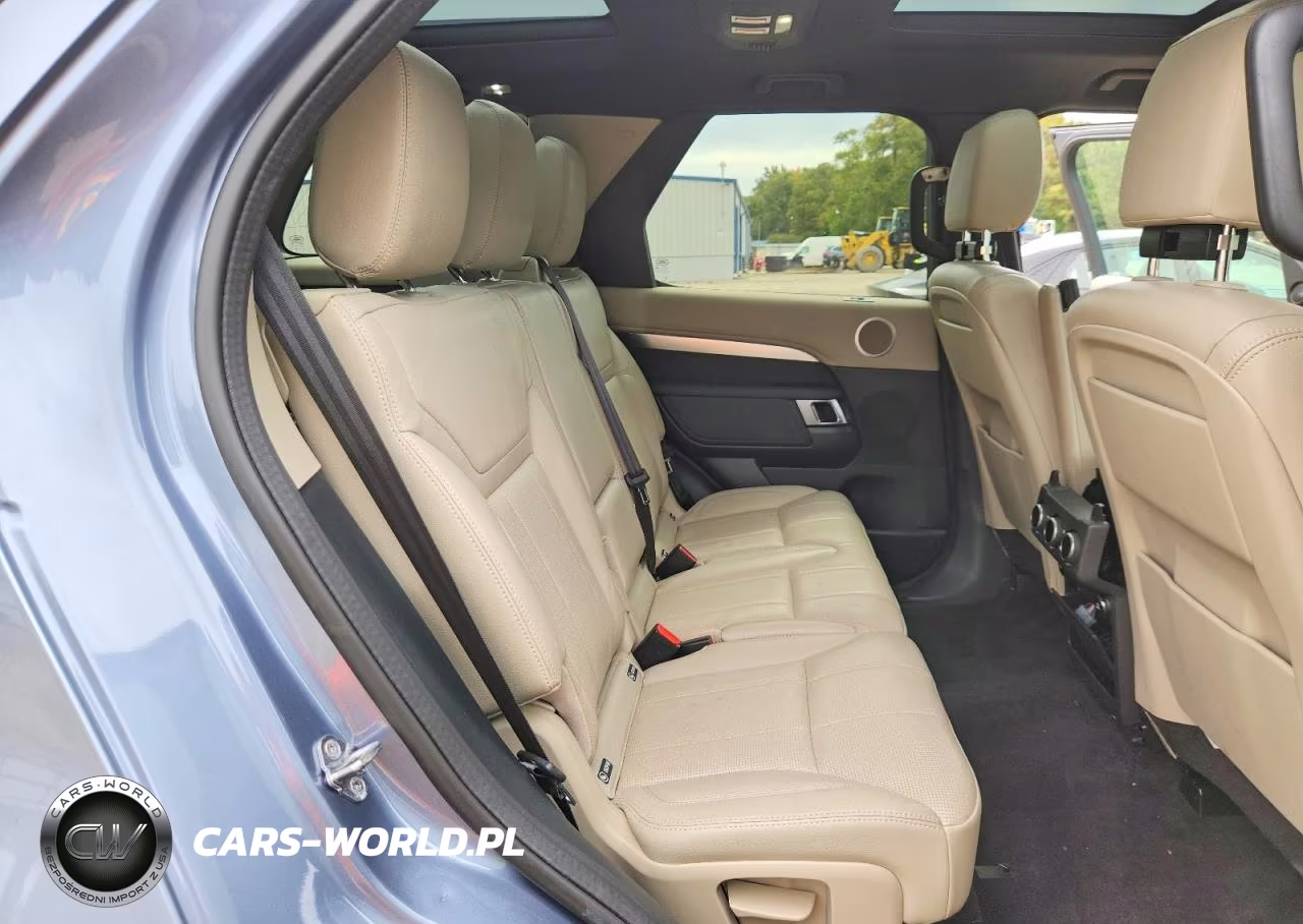 2020 Land Rover Discovery Landmark VIN:SALRU2RV2L2425310 - 11