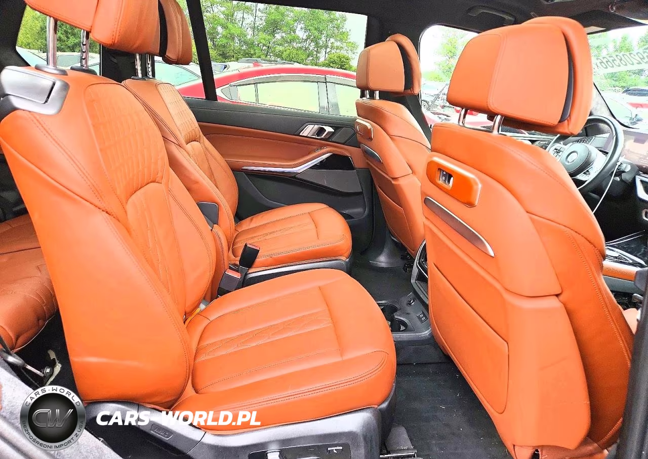 2025 BMW X7 M60I VIN:5UX33EM09S9W95622 - 10