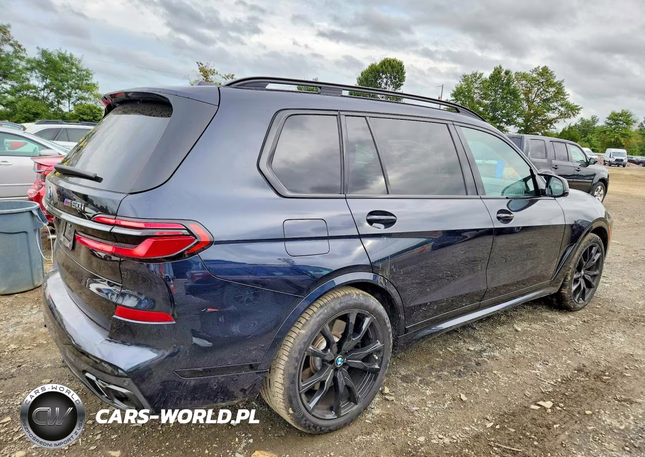 2025 BMW X7 M60I VIN:5UX33EM09S9W95622 - 3