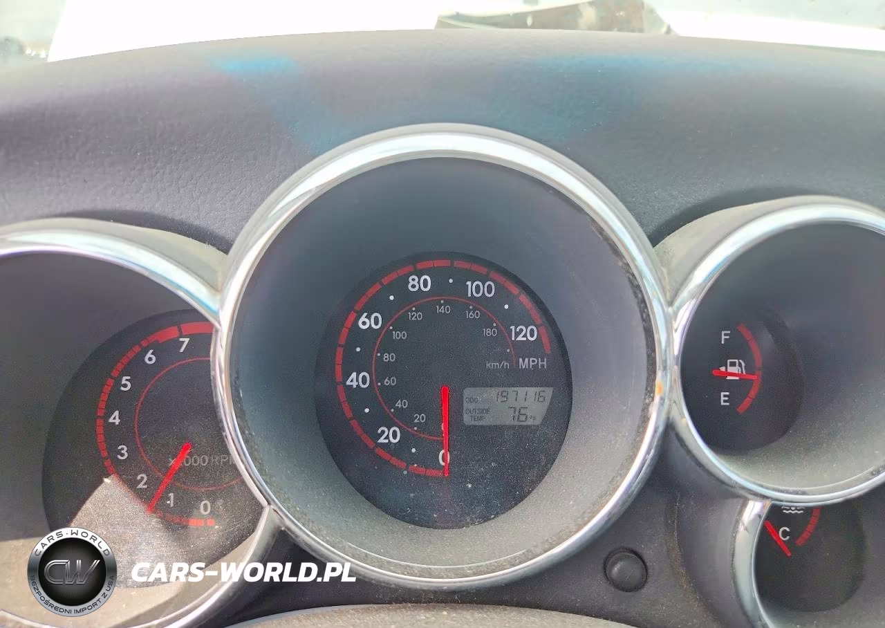 2007 Pontiac Vibe VIN:5Y2SL65817Z442020 - 9
