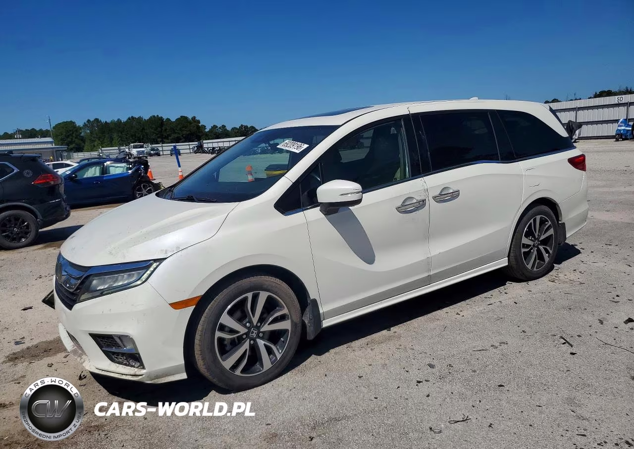 2018 Honda Odyssey Elite VIN:5FNRL6H95JB034734 - 1