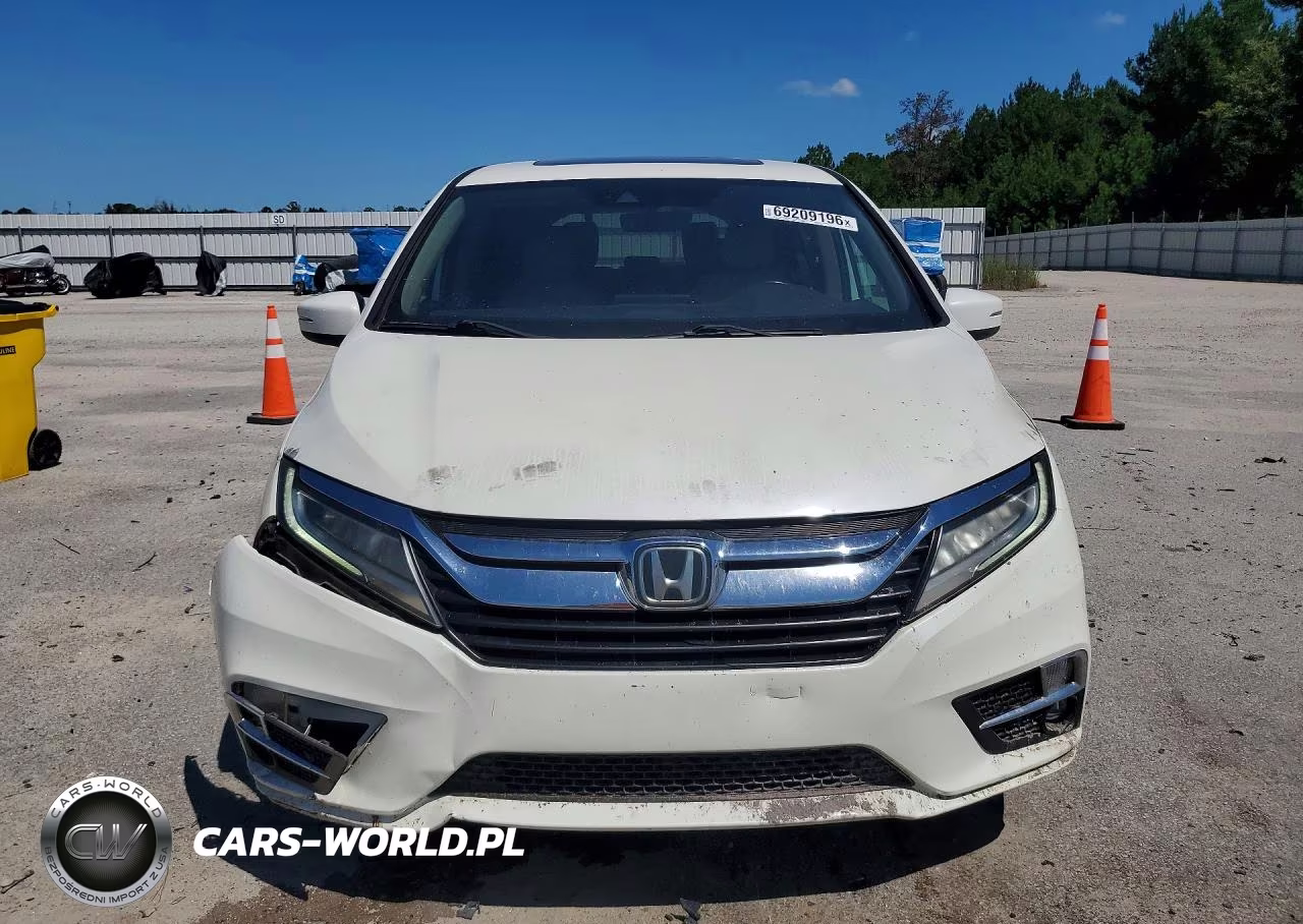 2018 Honda Odyssey Elite VIN:5FNRL6H95JB034734 - 5