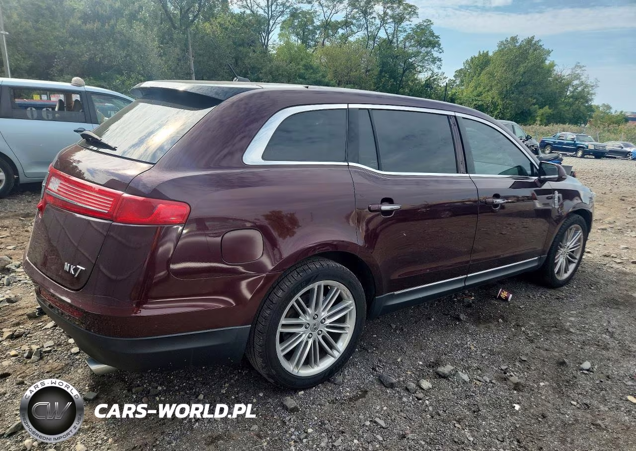 2019 Lincoln Mkt VIN:2LMHJ5AT0KBL00659 - 3