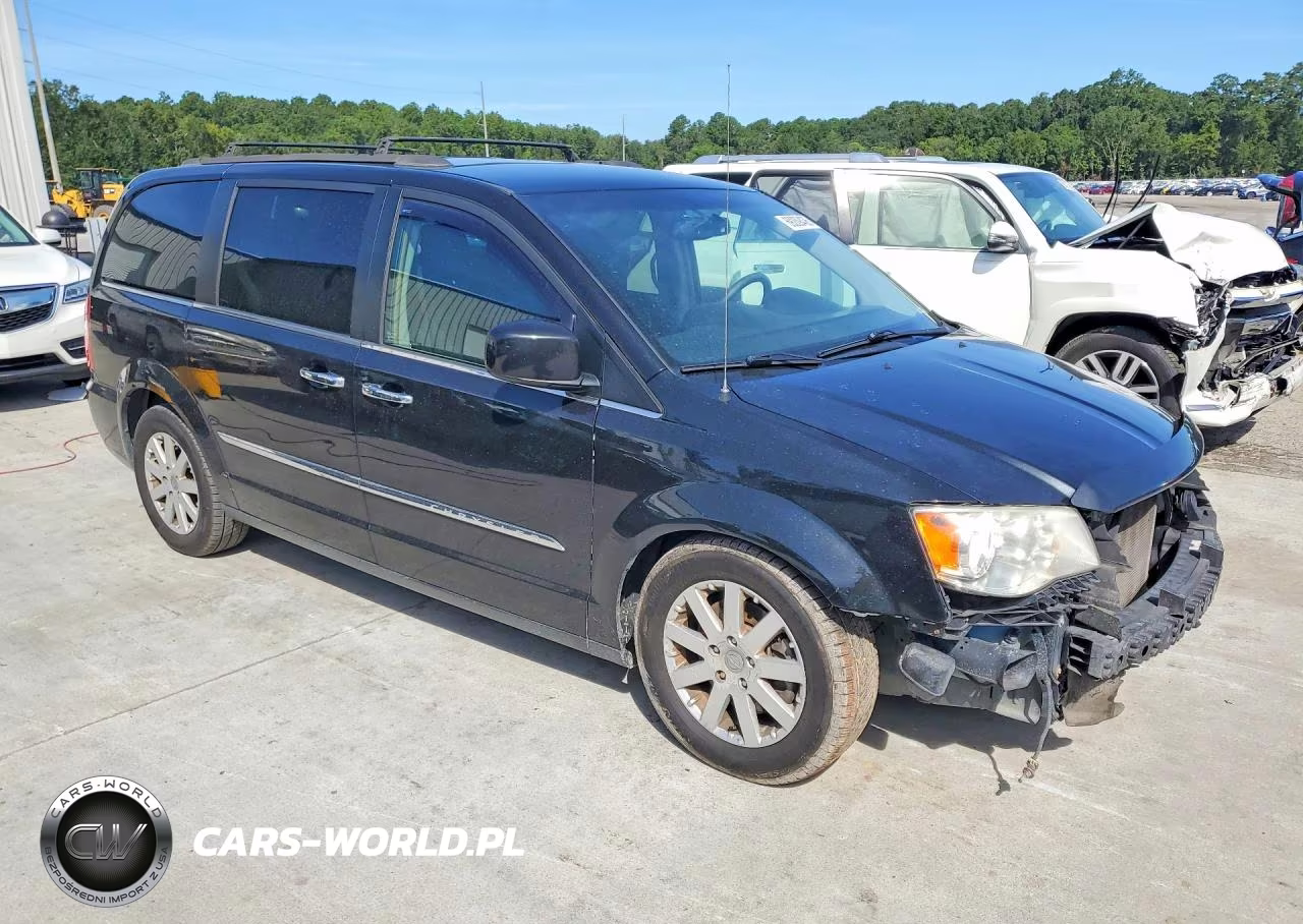 2016 Chrysler Town & Country Touring VIN:2C4RC1BG7GR121302 - 4
