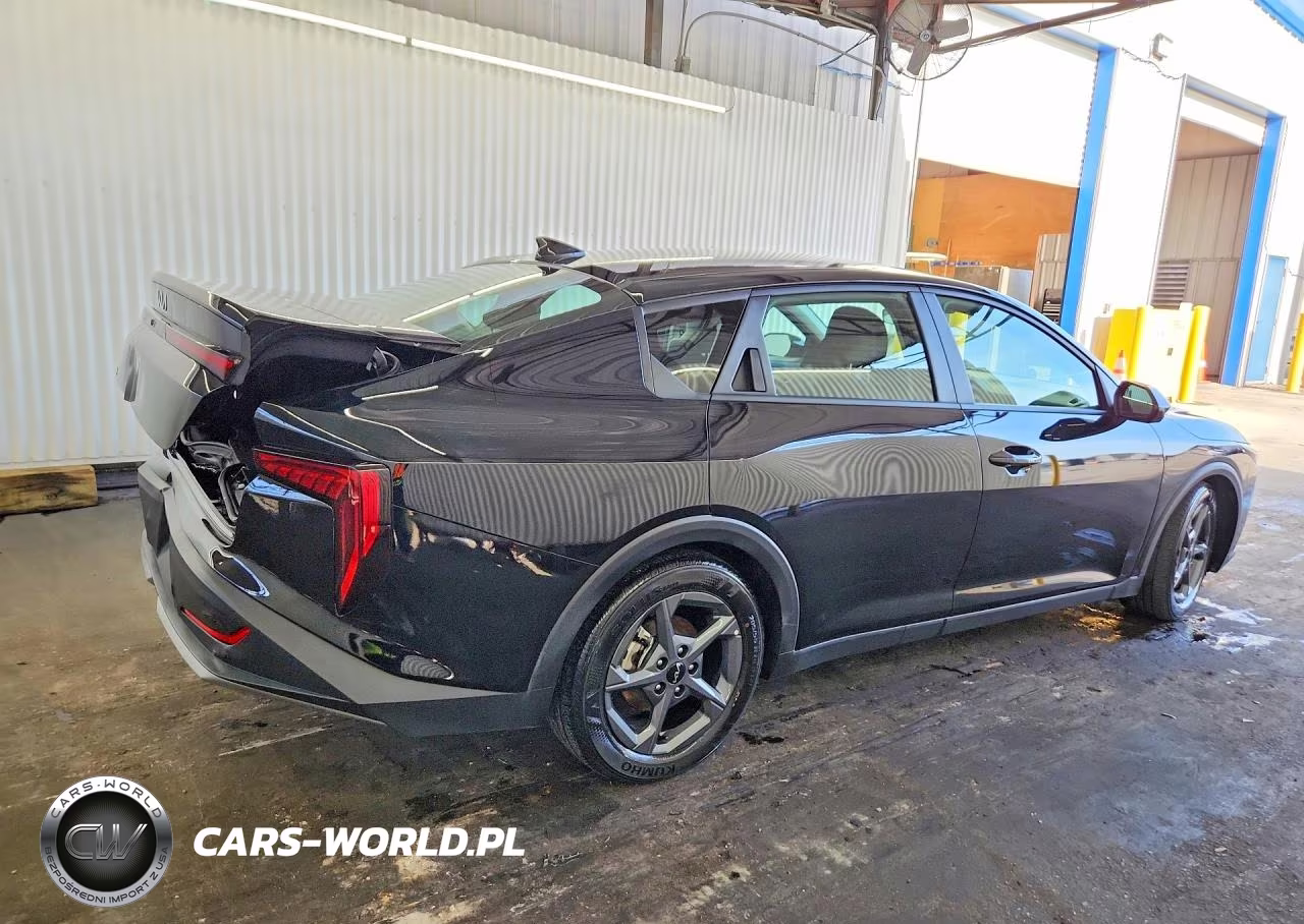 2025 Kia K4 Lxs VIN:3KPFT4DE6SE086505 - 3