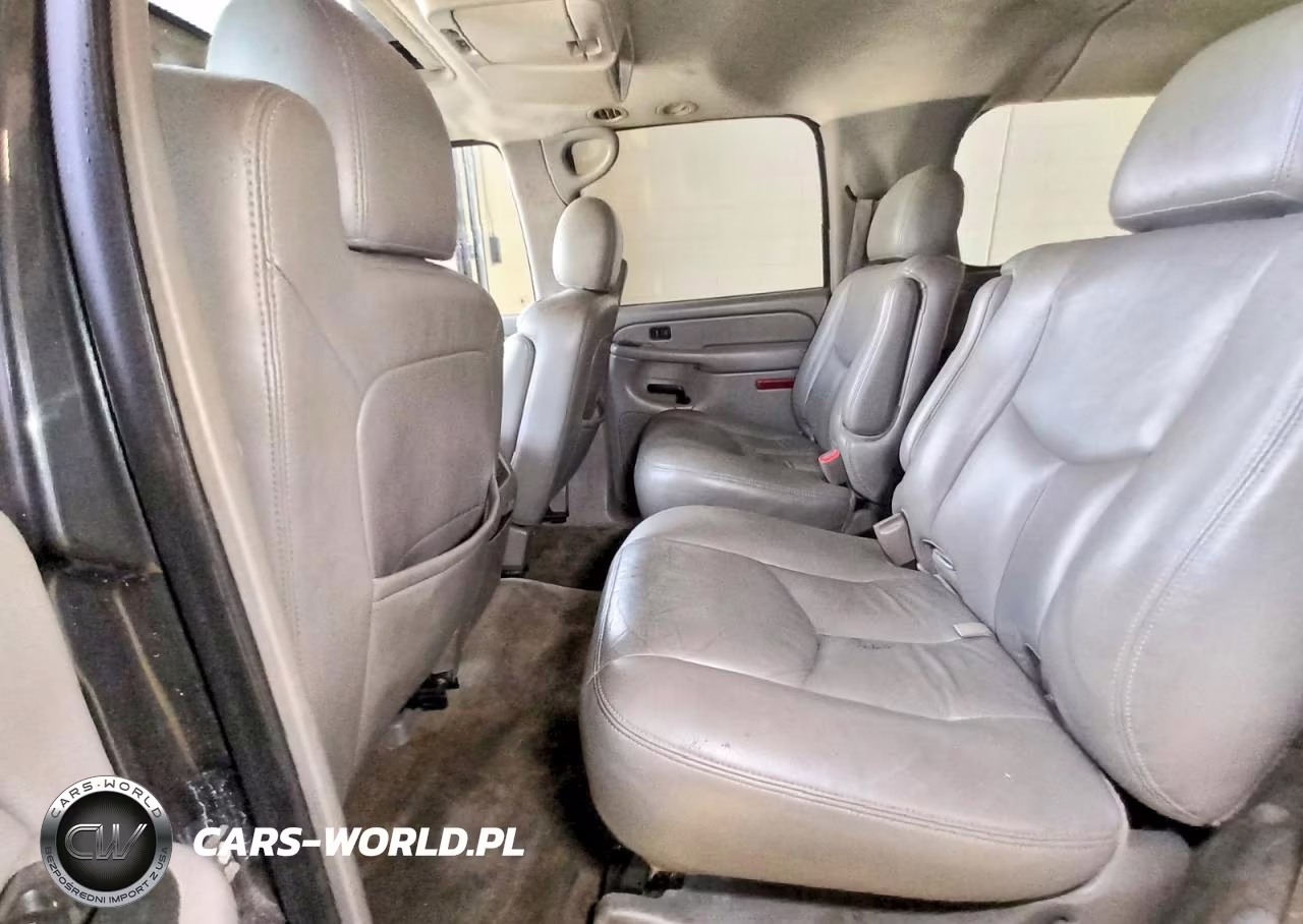 2005 Chevrolet Suburban K1500 VIN:3GNFK16Z95G206993 - 11