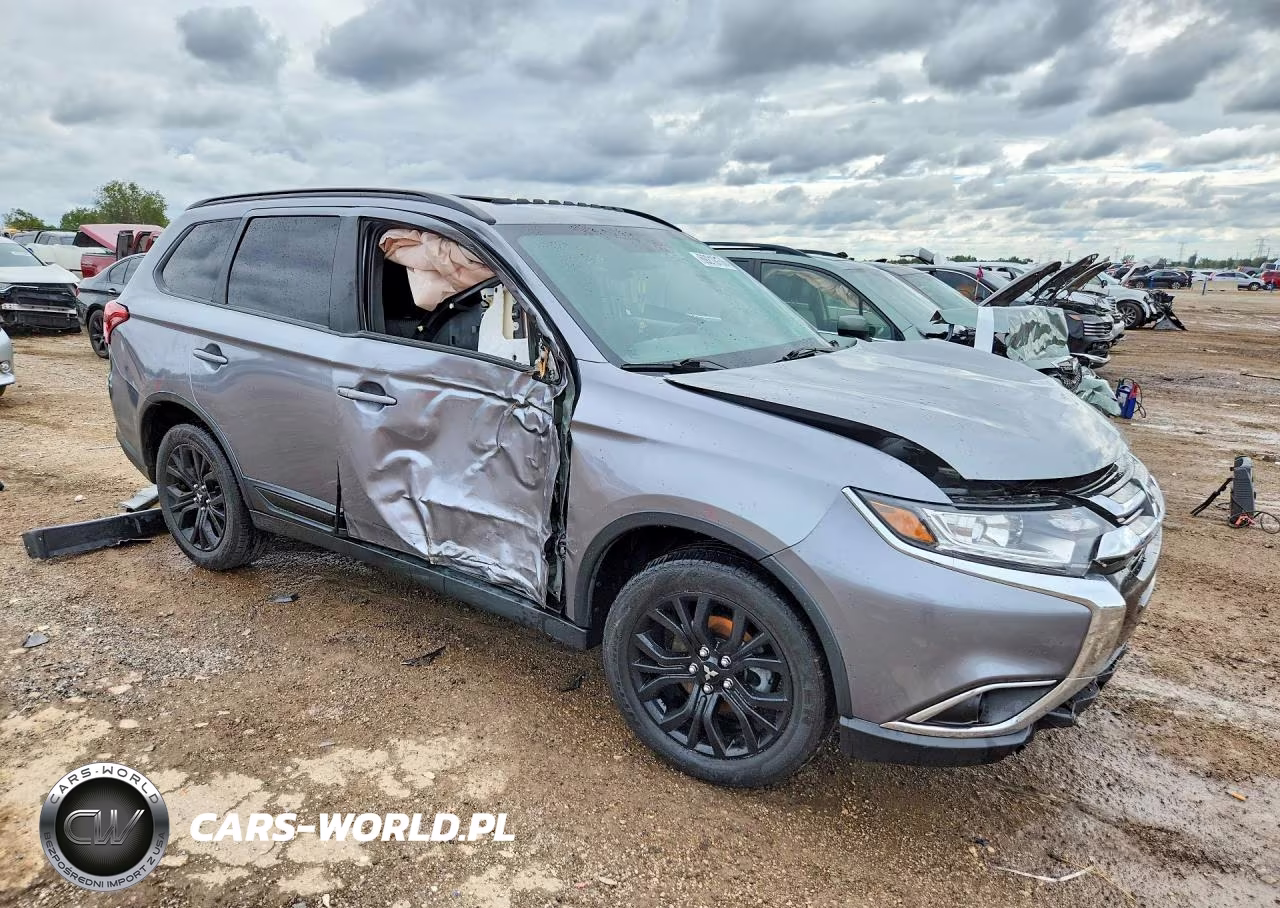 2018 Mitsubishi Outlander Se VIN:JA4AD3A38JZ066449 - 4