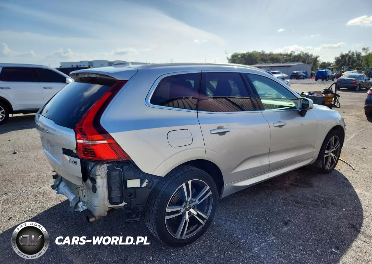 2018 Volvo Xc60 T5 VIN:LYV102RK4JB109862 - 3