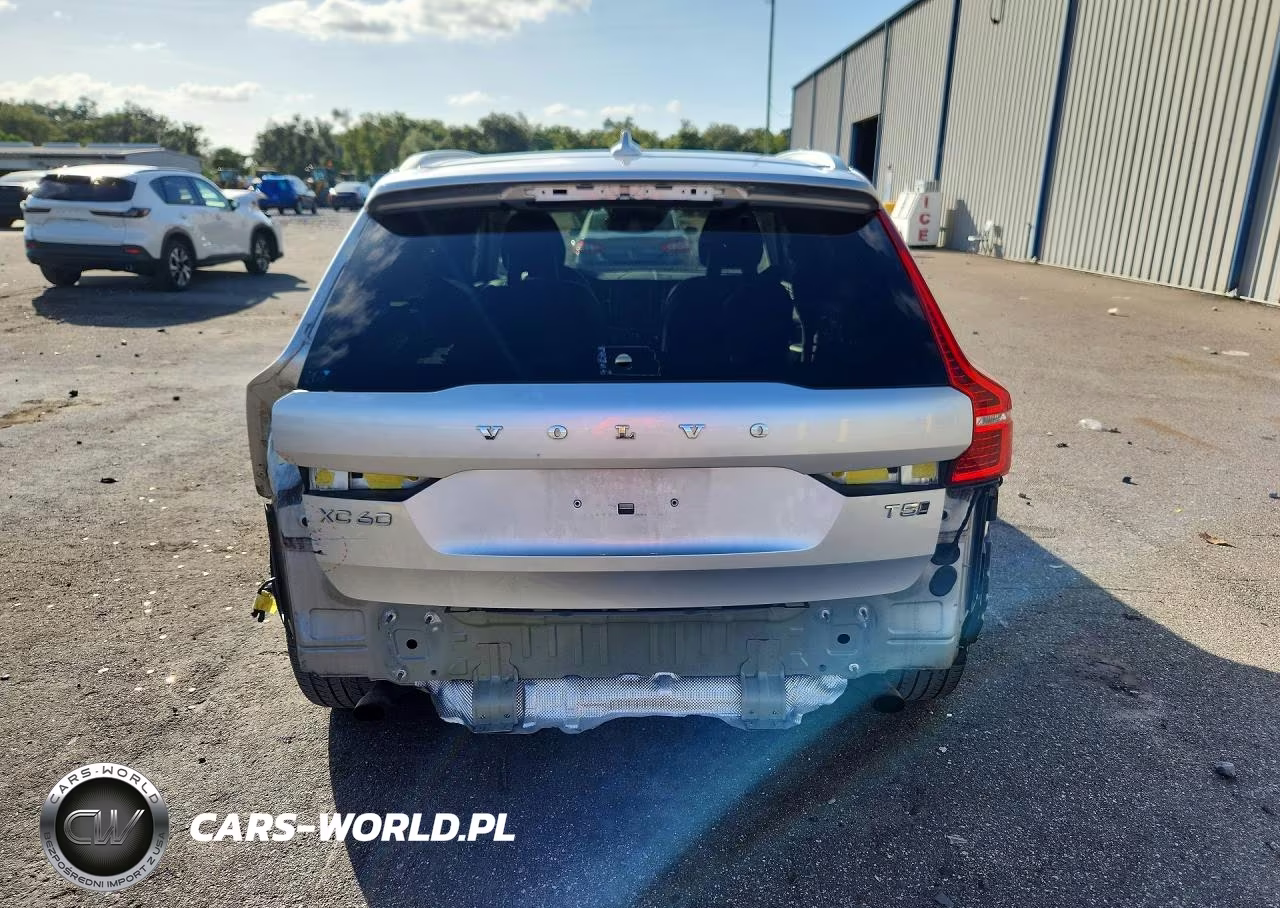 2018 Volvo Xc60 T5 VIN:LYV102RK4JB109862 - 6