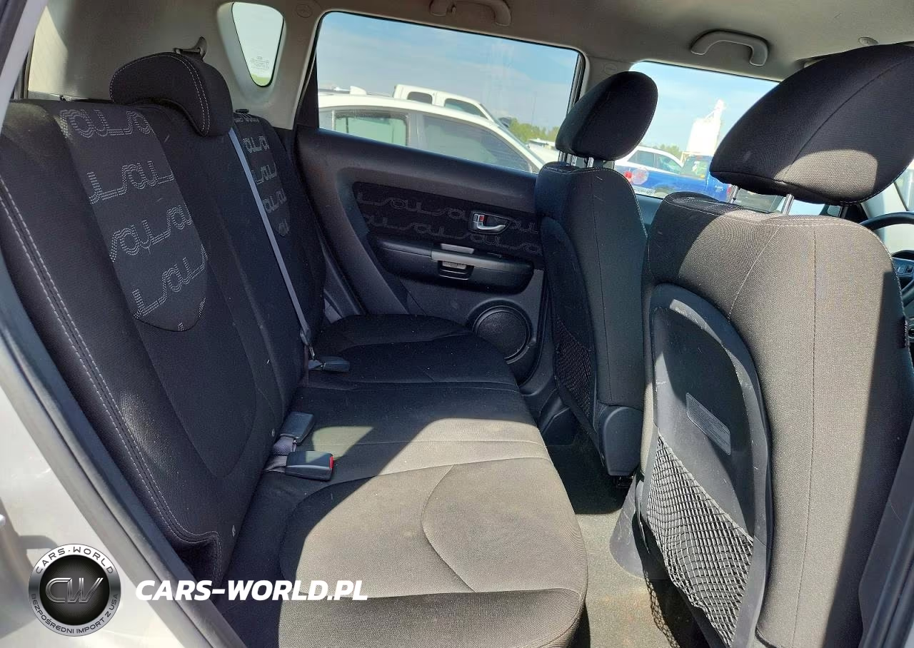 2012 Kia Soul + VIN:KNDJT2A60C7467392 - 11