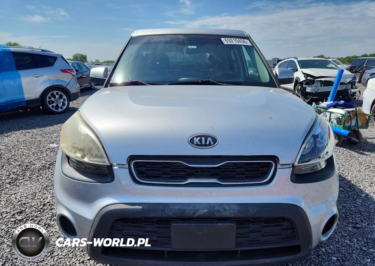 2012 Kia Soul + VIN:KNDJT2A60C7467392 - 5
