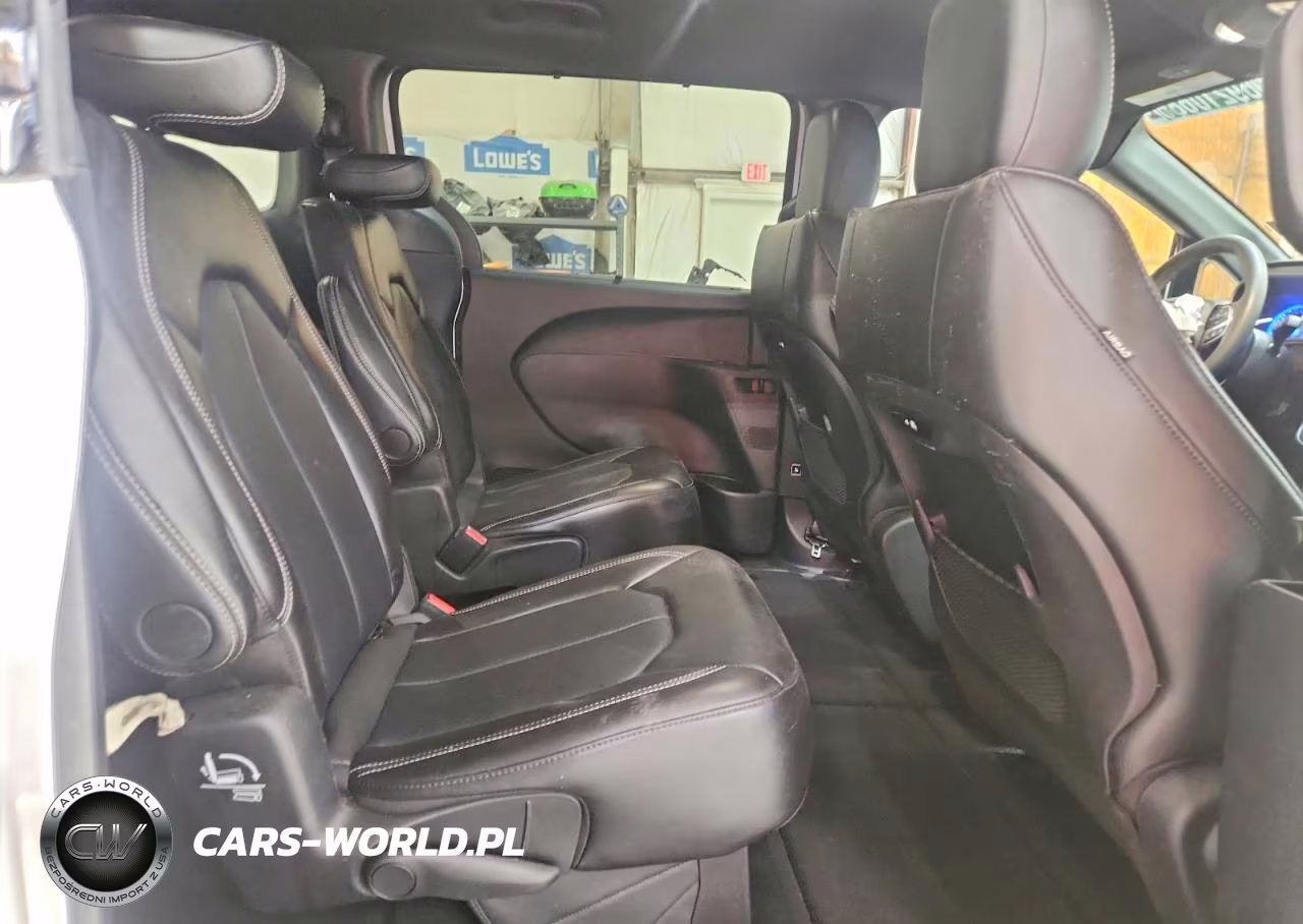 2025 Chrysler Pacifica Select VIN:2C4RC1BG5SR553668 - 11