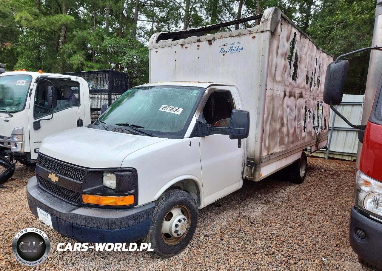 2015 Chevrolet Express Box Truck VIN:1GB3G3CG8F1225924 - 1