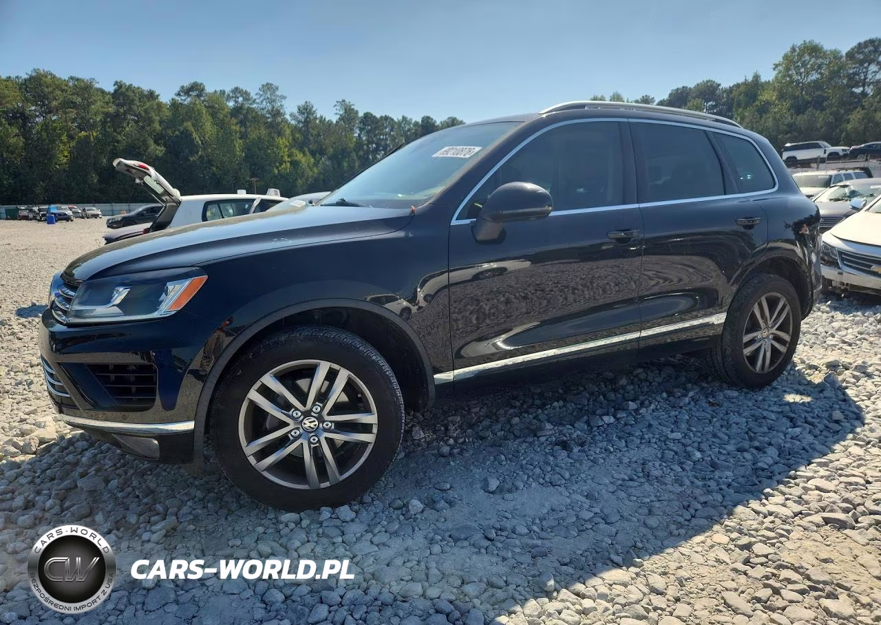 2016 Volkswagen Touareg Sport VIN:WVGEF9BP4GD011472 - 1