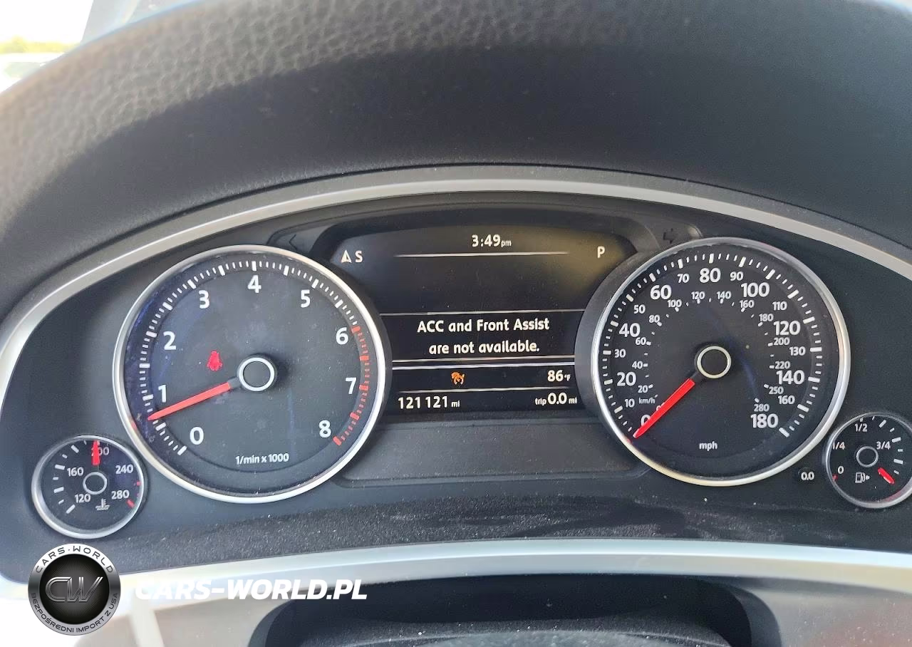 2016 Volkswagen Touareg Sport VIN:WVGEF9BP4GD011472 - 9