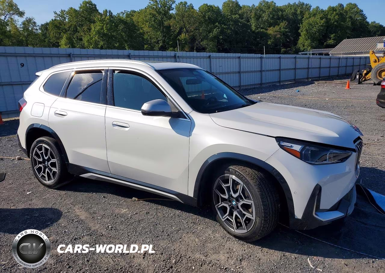 2024 BMW X1 xDrive28I VIN:WBX73EF09R5Y72142 - 4