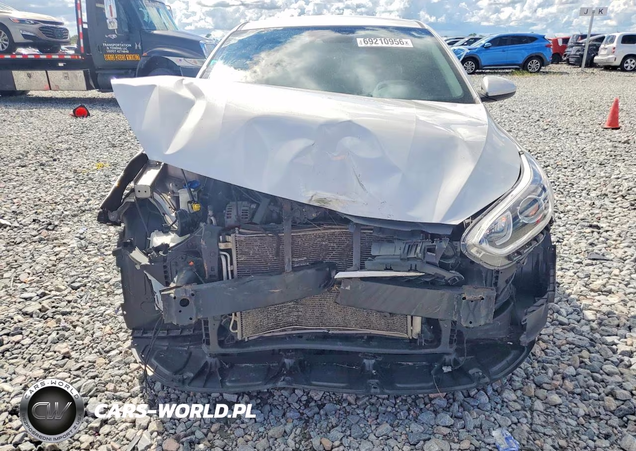 2020 Kia Forte Lxs VIN:3KPF24AD7LE213391 - 5