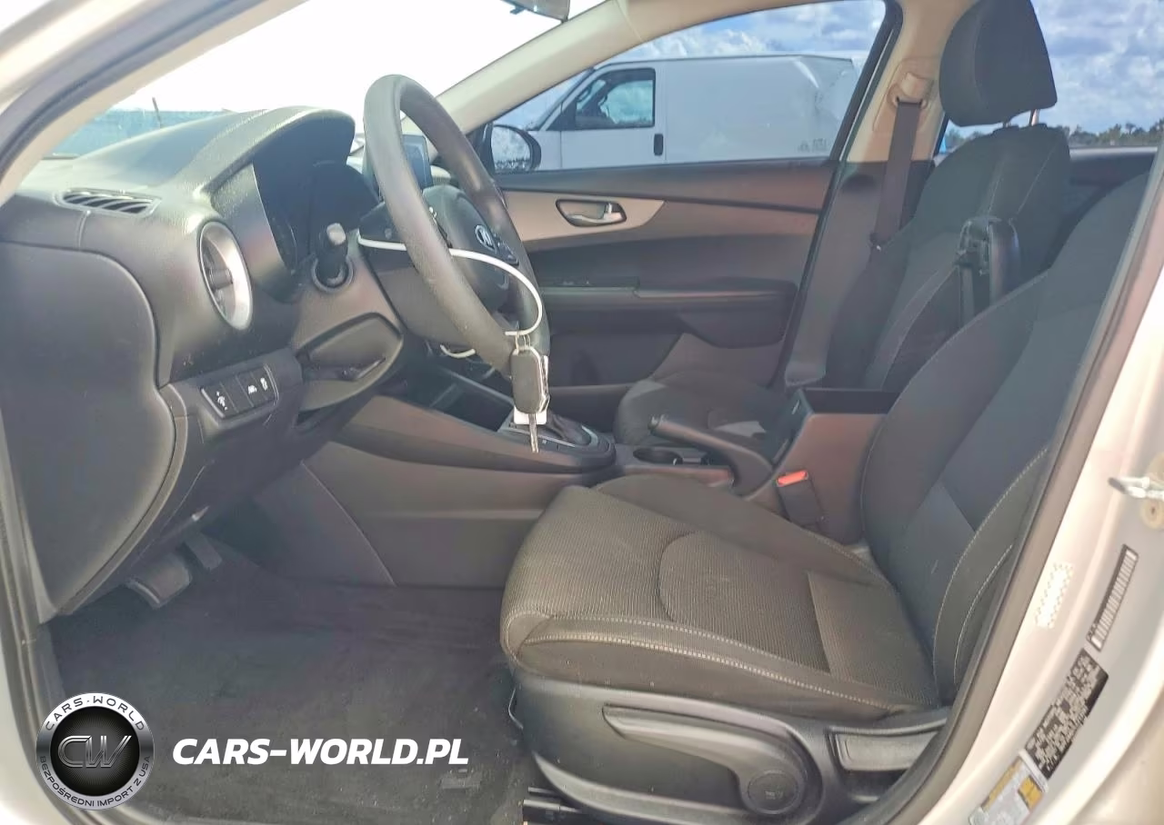 2020 Kia Forte Lxs VIN:3KPF24AD7LE213391 - 7